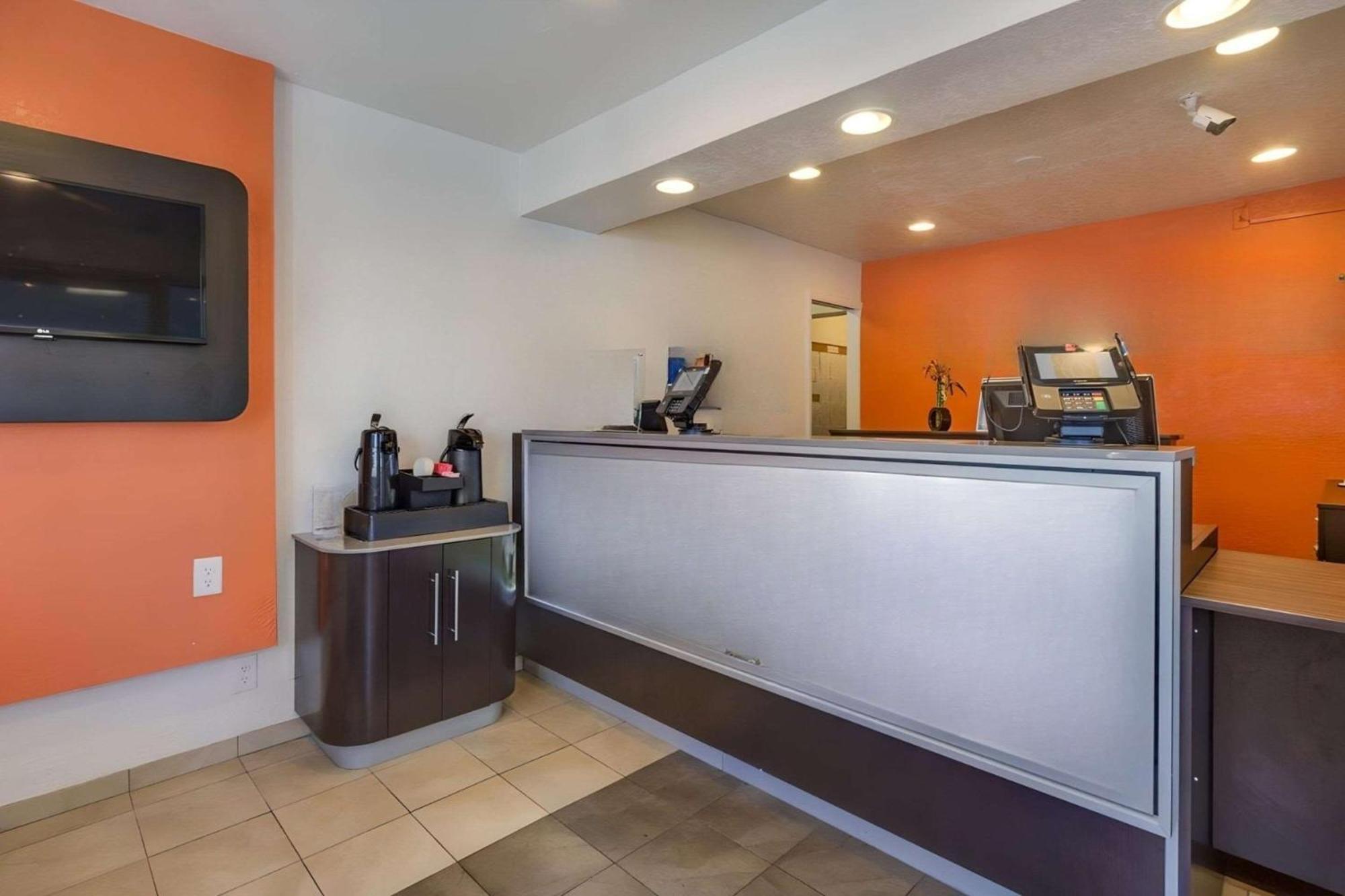 Park Inn By Radisson, Lakewood Bagian luar foto