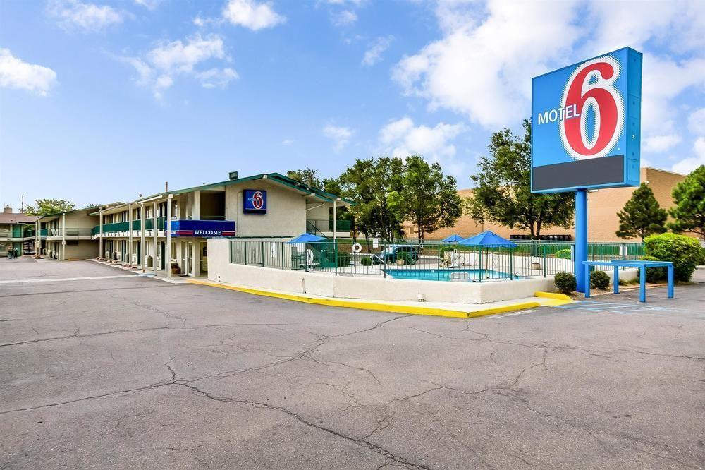 Park Inn By Radisson, Lakewood Bagian luar foto